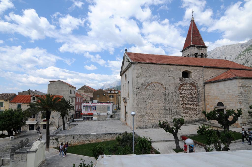 Guesthouse Rebecca Makarska Exterior foto